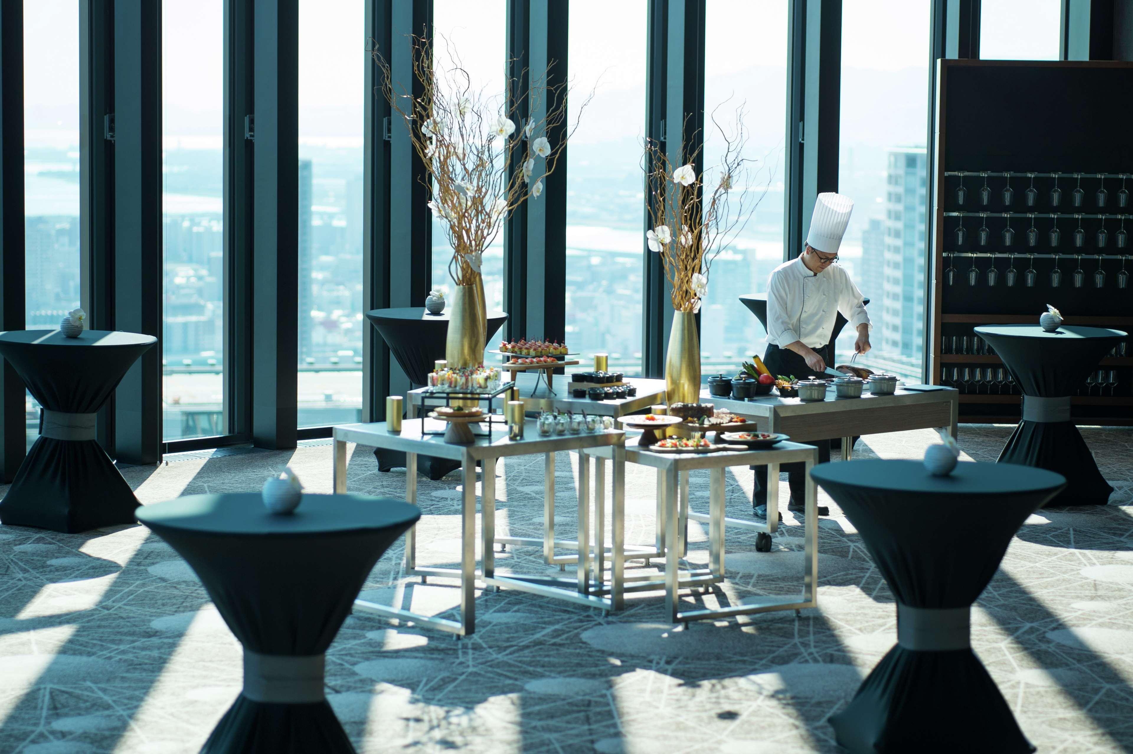 Hotel Conrad Osaka Exterior foto
