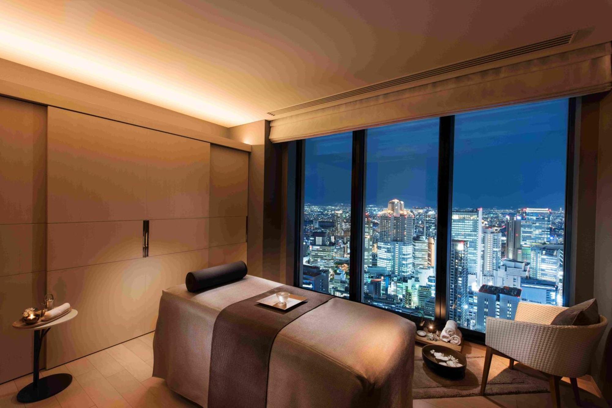 Hotel Conrad Osaka Exterior foto